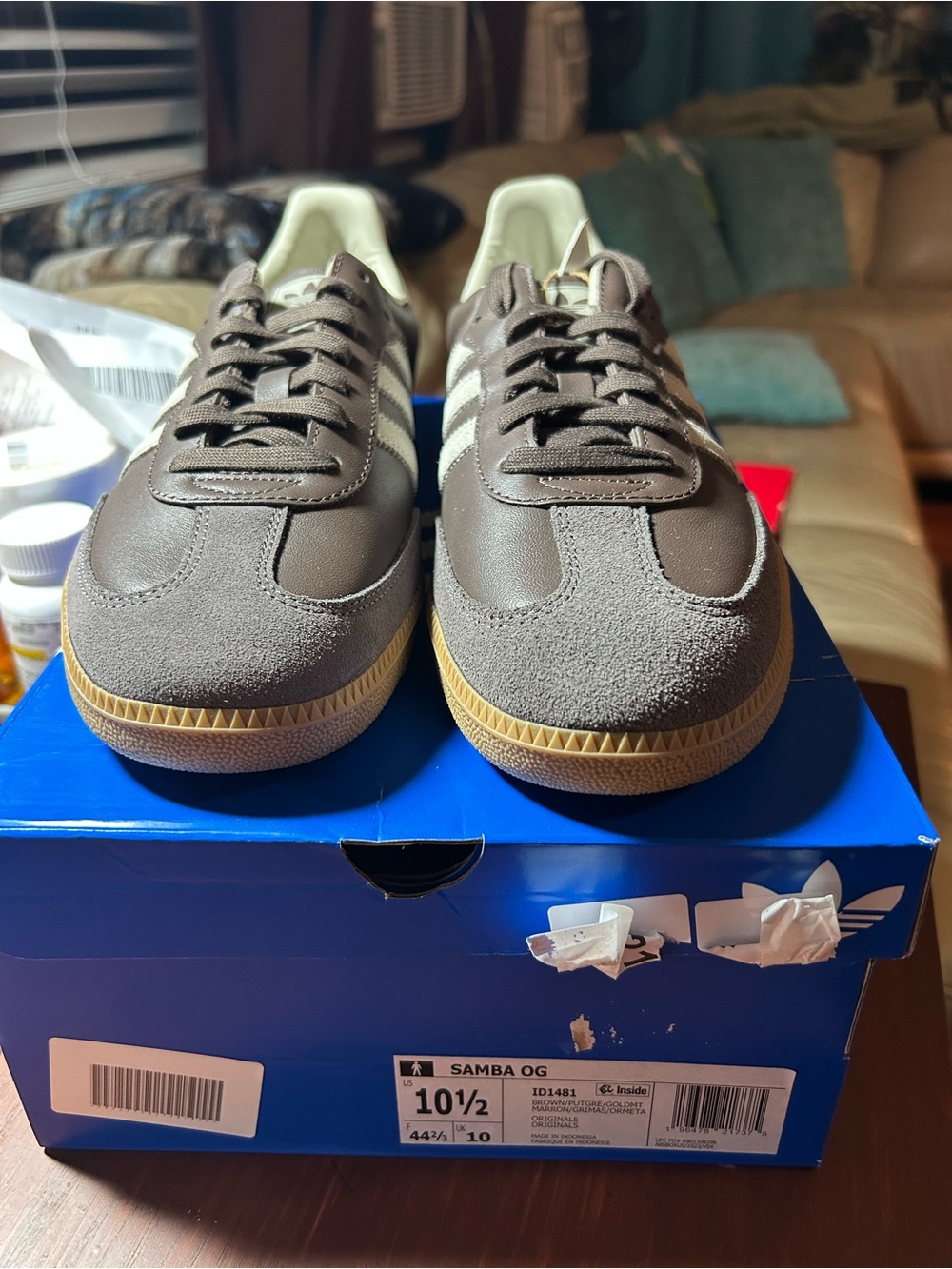 adidas Samba OG Sneakers — Brown/White